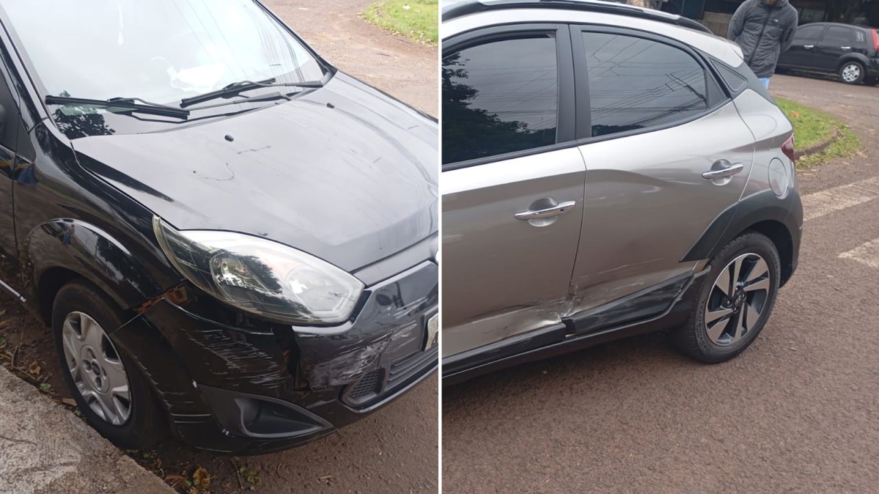 Ford Fiesta é recolhido após colisão com HB20 na Rua Tomé de Souza, em Cascavel