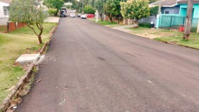Obras de pavimentação avançam em Santa Tereza do Oeste e já têm 15,36% dos serviços executados