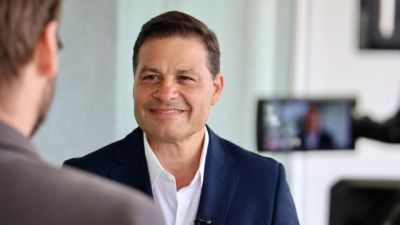 Sandro Alex vai apoiar Flavio Bolsonaro no segundo turno
