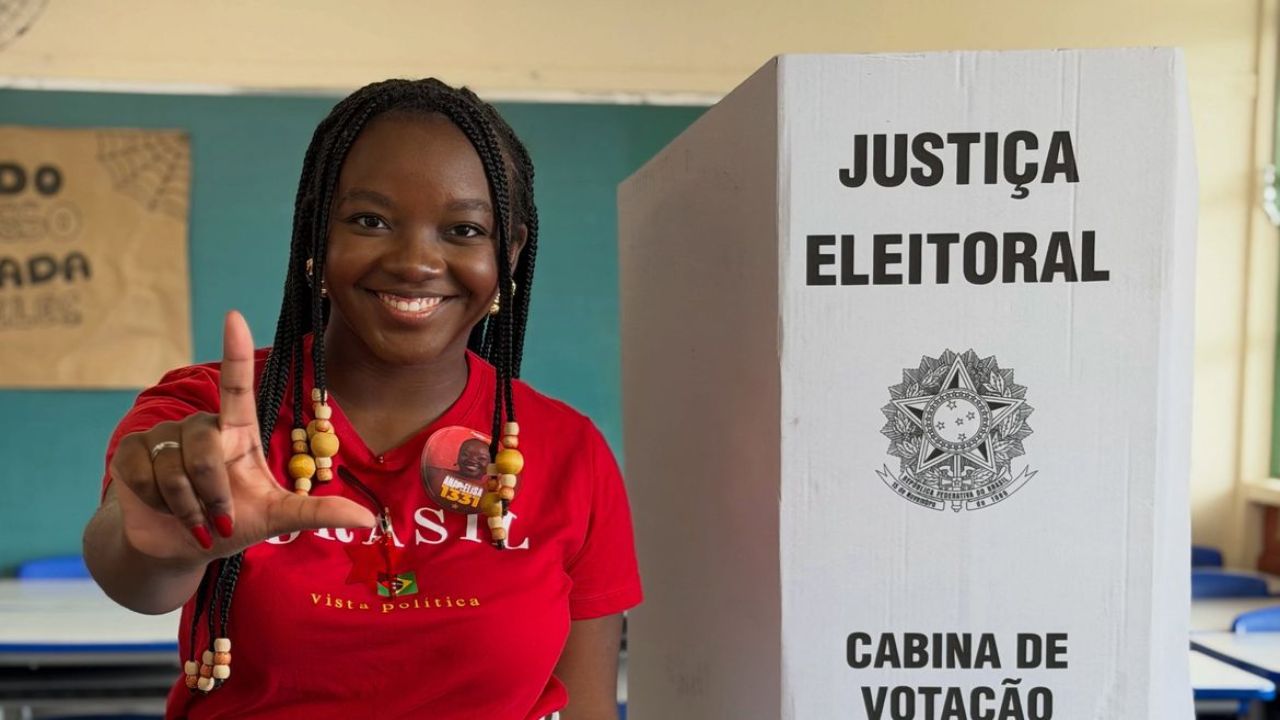 Deputada federal eleita Ana Elisa denuncia ameaças durante a campanha