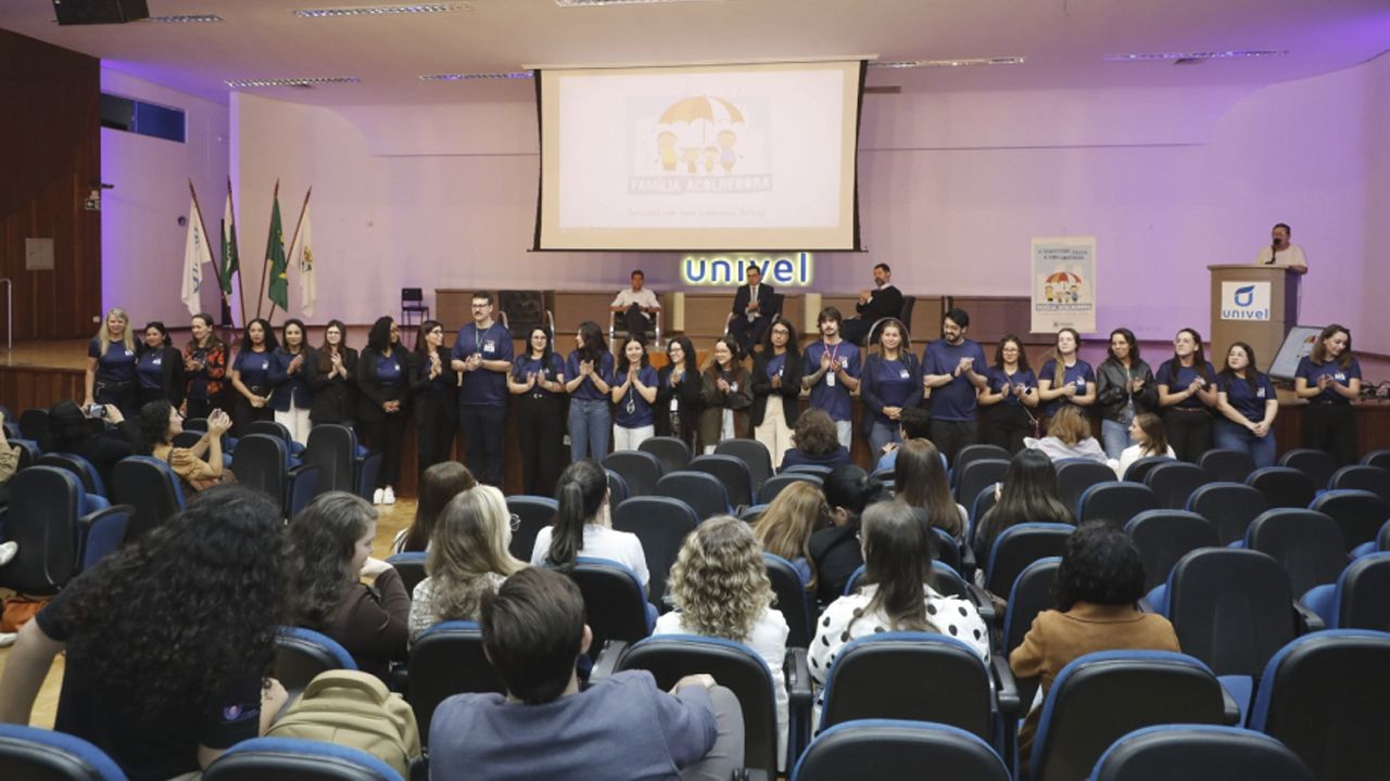 Referência em acolhimento familiar, Cascavel reúne municípios no 2º encontro regional