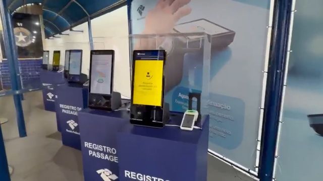 Imagem referente a notícia: Receita Federal registra passagem de mais de 40 mil pedestres nos primeiros dias do projeto-piloto de biometria na Ponte da Amizade