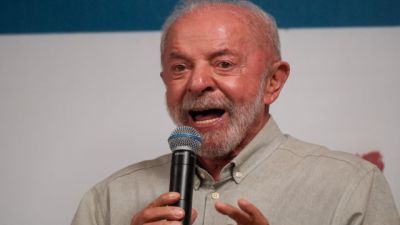 Lula garante versão universitária do “Pé de Meia” caso seja reeleito
