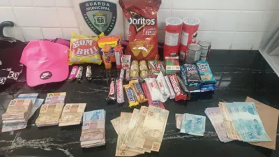 Duas mulheres são suspeitas de ficar com sacola contendo cerca de R$ 3 mil após entrega por engano em Cascavel