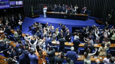 Senadores aprovam pedido para acelerar votação da PEC da Segurança