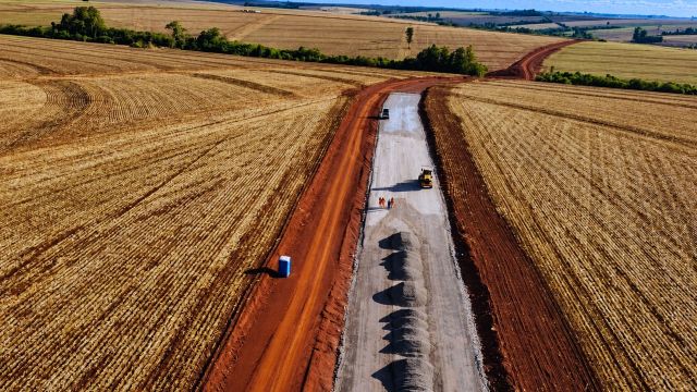 Pavimentação de rodovias entre Cafelândia e Tupãssi chega a 25%