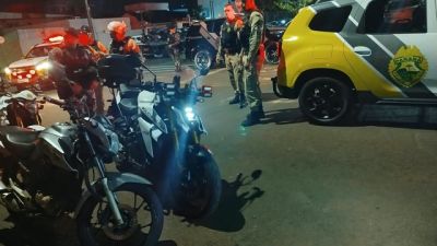 Motociclista é preso após fugir de abordagem e atingir policial, no bairro Santa Cruz, em Cascavel