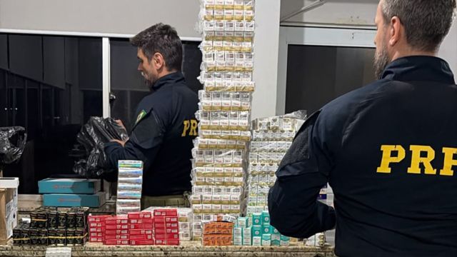 PRF apreende 4 mil caixas de medicamentos e anabolizantes na BR-277, no Paraná