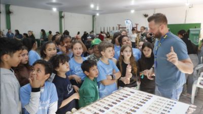 Prefeitura leva serviços e educação ambiental ao Universitário e inicia "Semana Lixo Zero"