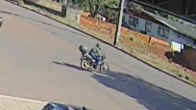 Motocicleta é furtada em cerca de três minutos no Centro de Corbélia