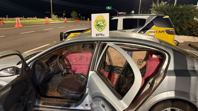 ROTAM apreende mil pacotes de cigarros contrabandeados após fuga na PRC-272, em Iporã