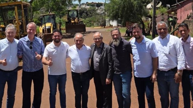 Vereadores acompanham autorização de obra que liga Guarujá e XIV de Novembro