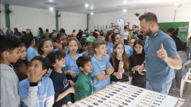 Prefeitura leva serviços e educação ambiental ao Universitário e inicia "Semana Lixo Zero"
