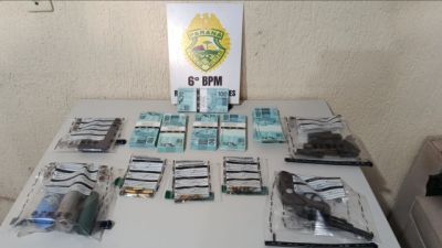 Dois homens são detidos com arma, munições e R$ 60 mil em notas cenográficas em Santa Lúcia