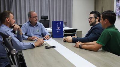 Itaipulândia busca parceria com Faculdade UNIGUAÇU para modernizar gestão pública
