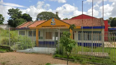 Professora é indiciada após empurrar rosto de criança de 3 anos contra prato de comida em CMEI de Cascavel
