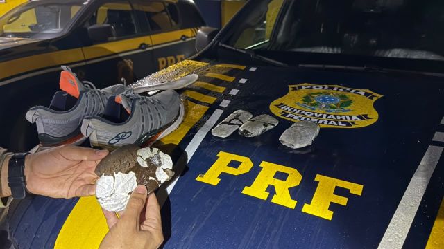 PRF apreende 515 gramas de haxixe escondidos em calçados de passageiro na BR-369