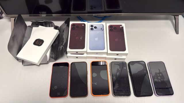 Polícia Federal prende passageira com iPhones e Apple Watch presos ao corpo no Aeroporto de Cascavel