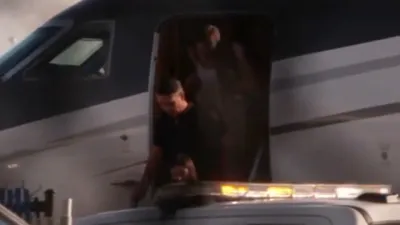 Aeronave com Flávio Bolsonaro e família pousa nos Estados Unidos