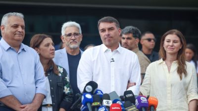 STF nega ter ordenado buscas em endereços de Flávio Bolsonaro