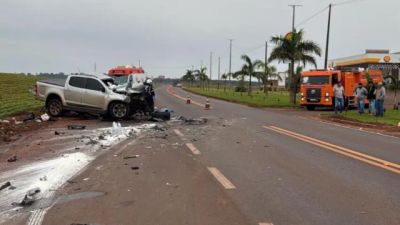 Motorista de 37 anos morre após S10 bater contra carreta na PR-239, entre Assis Chateaubriand e Toledo