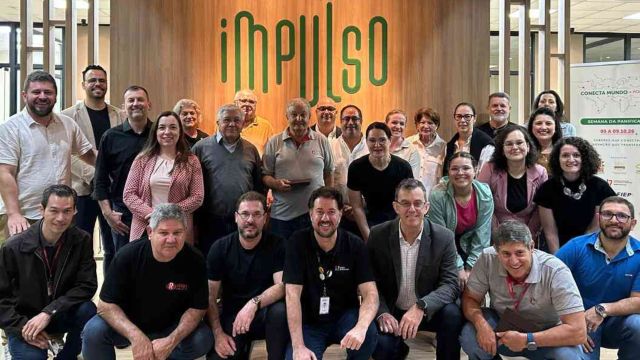 Comitiva portuguesa conhece inovação e potencial do agronegócio em Cascavel