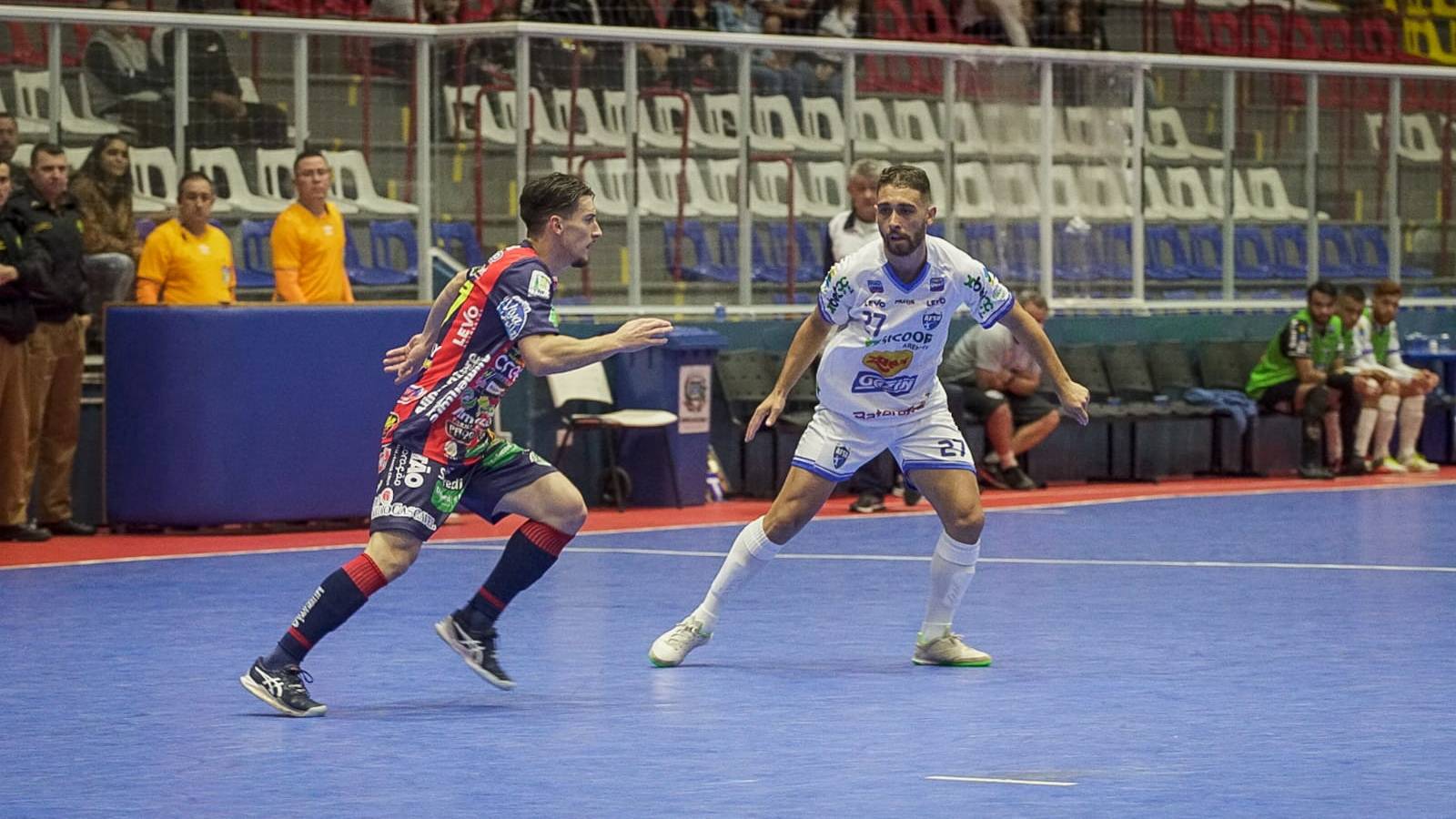 Cascavel Futsal goleia Umuarama por 4 a 0 pela segunda rodada da Liga Nacional de Futsal