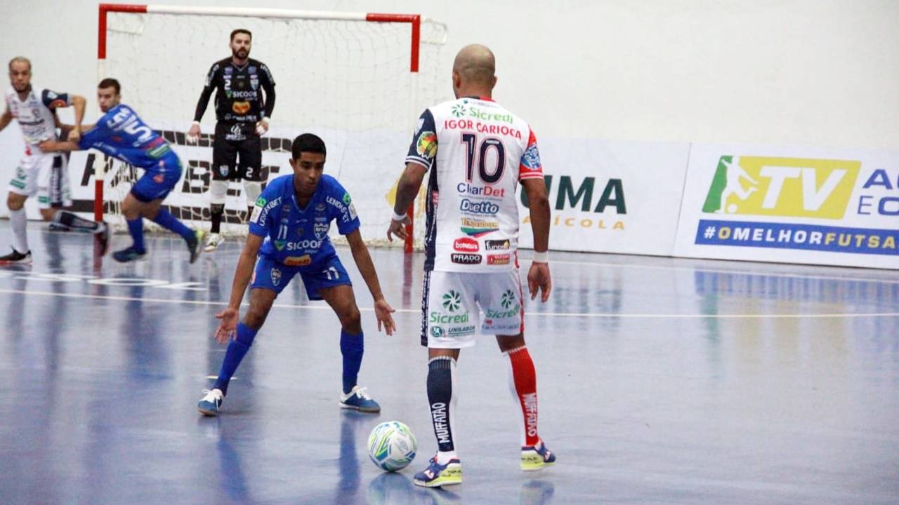 Cascavel Futsal vence Umuarama em jogo emocionante pela Liga Nacional