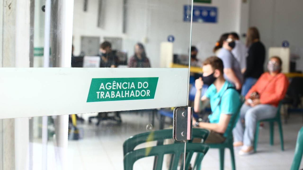 Cascavel lidera a geração de emprego a cada 100 mil habitantes