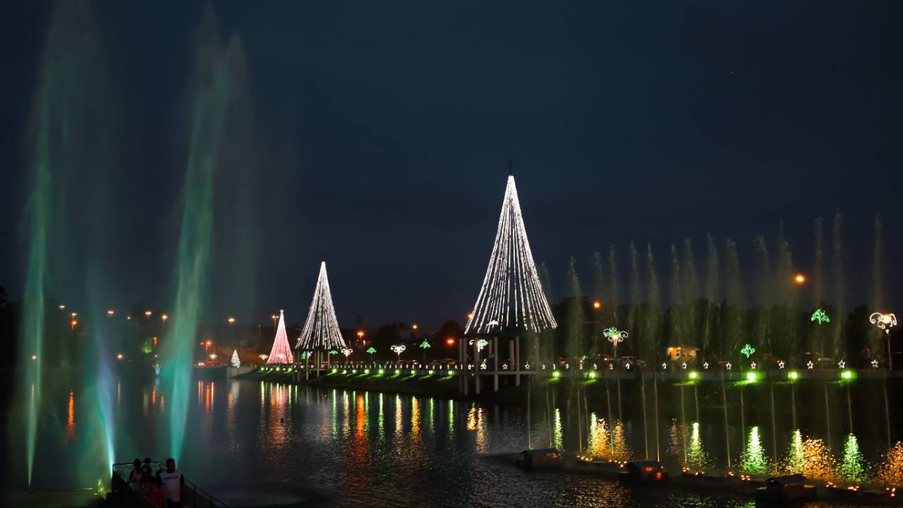 Cascavel abre oficialmente as festas de Natal no aniversário da cidade e convida todos do Oeste