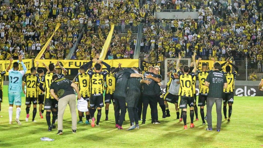 Com ingressos a R$ 10, FC Cascavel quer quebrar recorde de público contra o Athletico