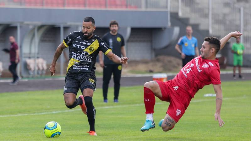 Tcheco valoriza liderança do FC Cascavel: “Grupo entre os dois mais difíceis da Série D”