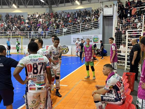 Guarapuava goleia Cascavel Futsal e elimina a serpente tricolor da Série Ouro