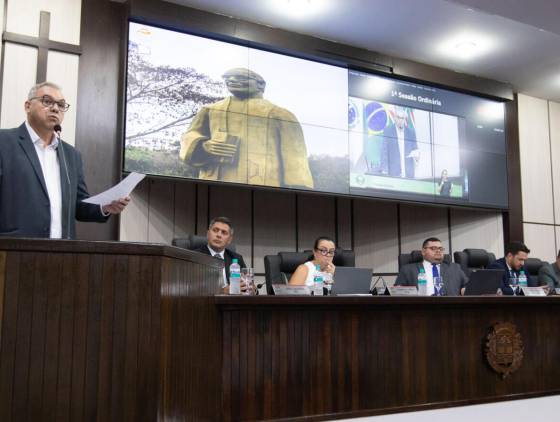 Prefeito de Toledo participa da sessão de abertura do ano legislativo