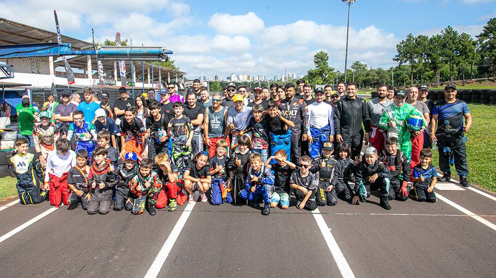 Sol e chuva marcam a 1ª etapa do Metropolitano de Kart de Cascavel