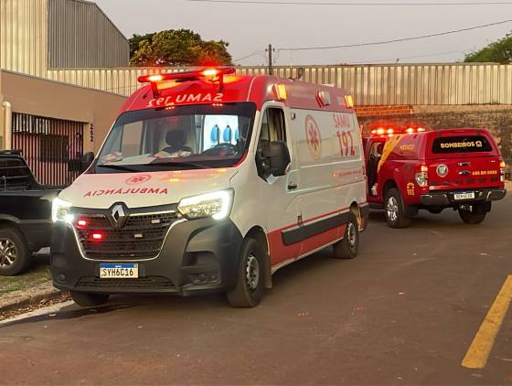 Homem em surto é baleado na perna após ameaçar com armas brancas em Cascavel