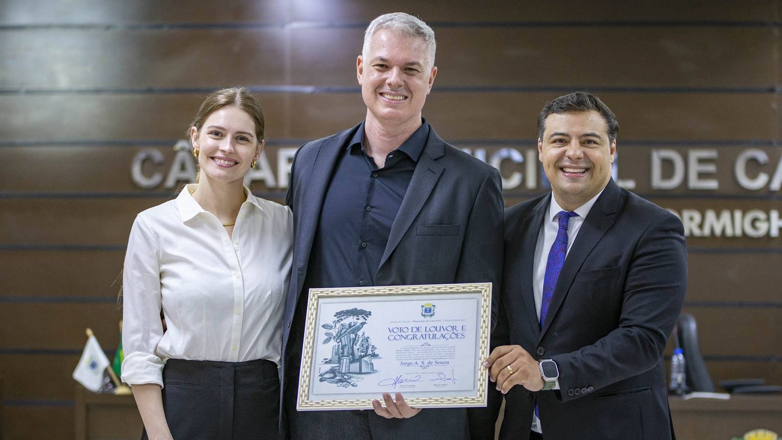 Psiquiatra Jorge Souza recebe homenagem pela sua trajetória na saúde pública de Cascavel