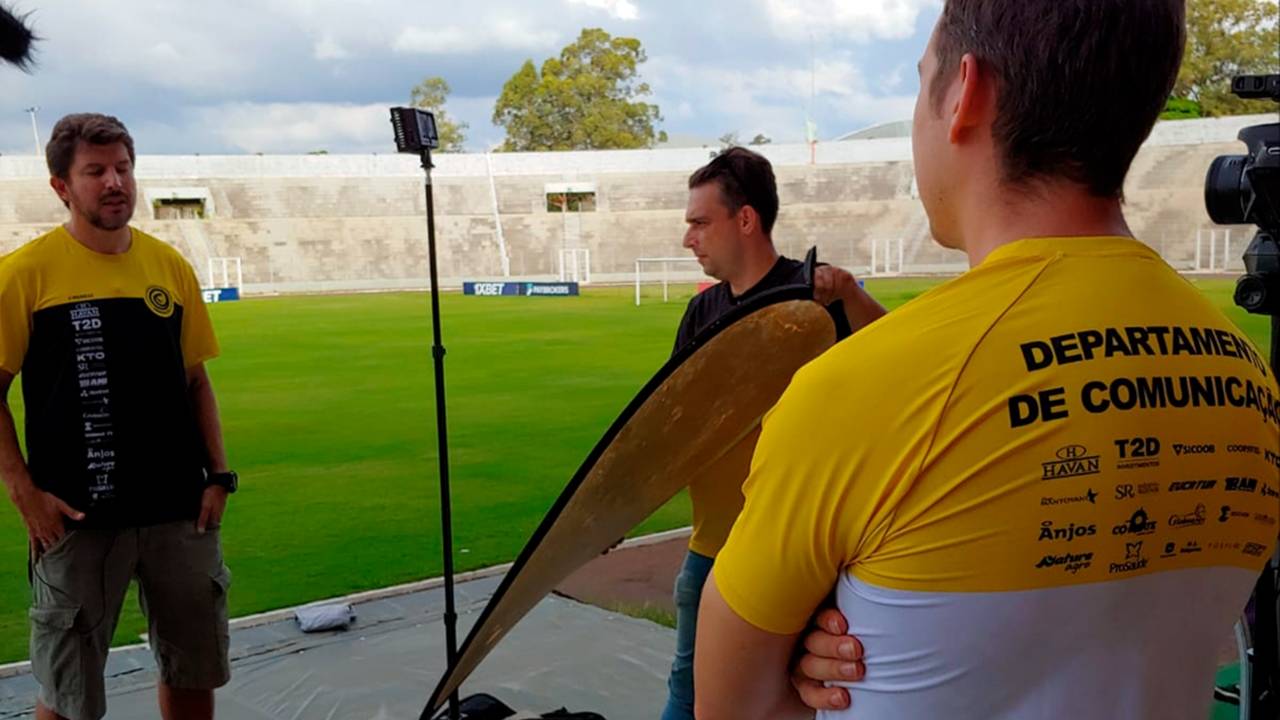 FC Cascavel revela bastidores de vitória épica sobre o Athletico em mini documentário