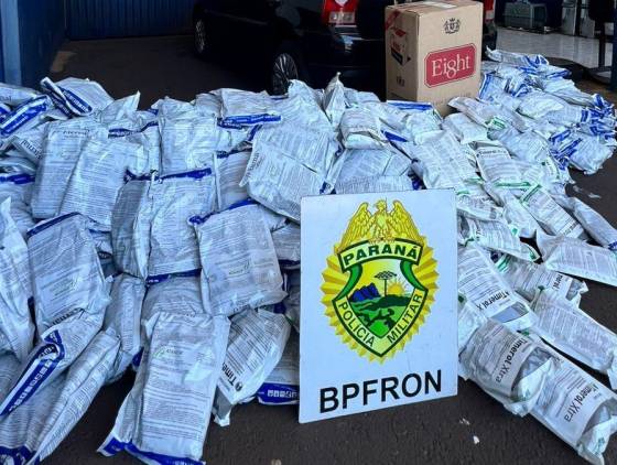 BPFRON apreende carga de agrotóxicos e cigarros contrabandeados em Cascavel