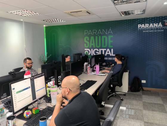 Saúde digital avança no Paraná em 2024 com novas plataformas de gestão de informações