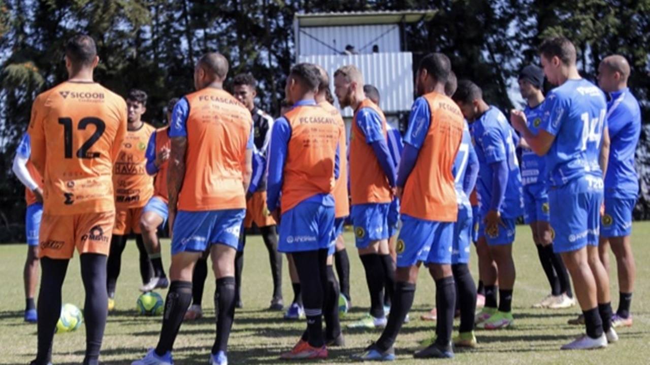 FC Cascavel empresta atletas que possuem contrato até o fim da temporada