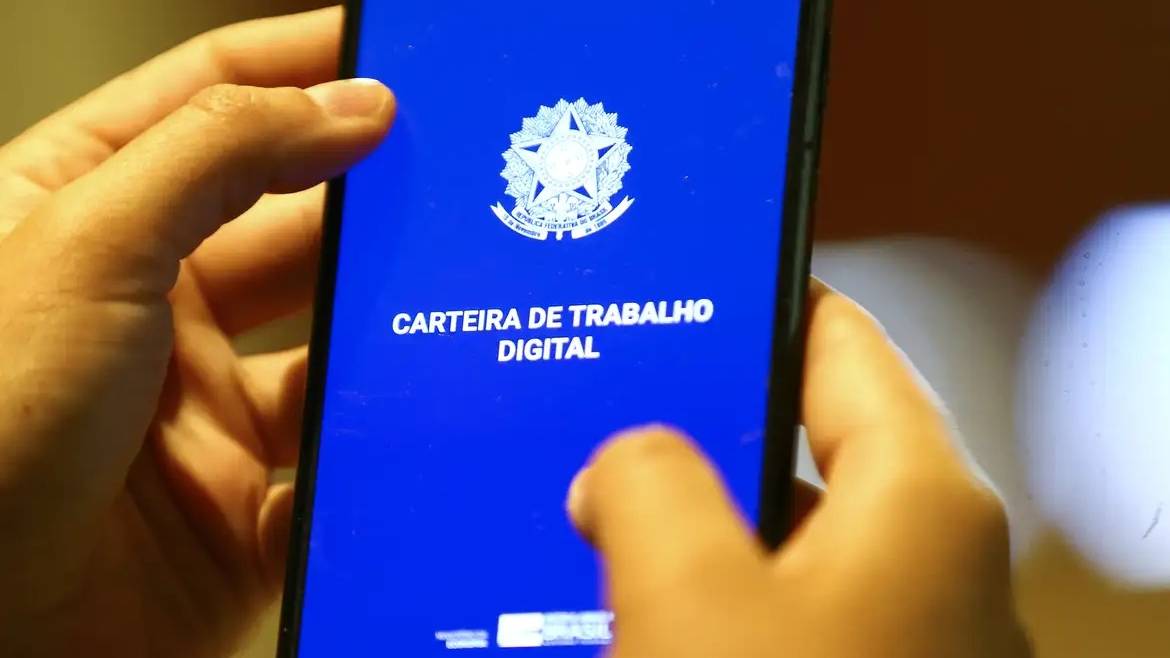 Renda média dos trabalhadores tem crescimento interanual de 5,8%