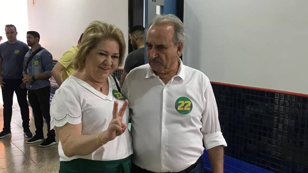 Eleições 2024: Renato Silva, candidato a prefeito de Cascavel, é o primeiro a votar