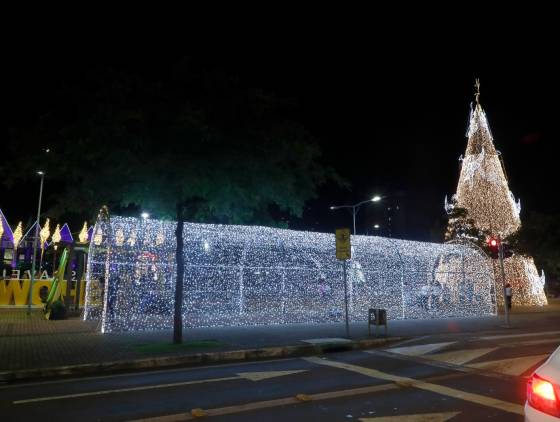 Cascavel Brilha: Túnel de Luz e Mostra Histórico Cultural estarão presente na celebração aos 73 Anos