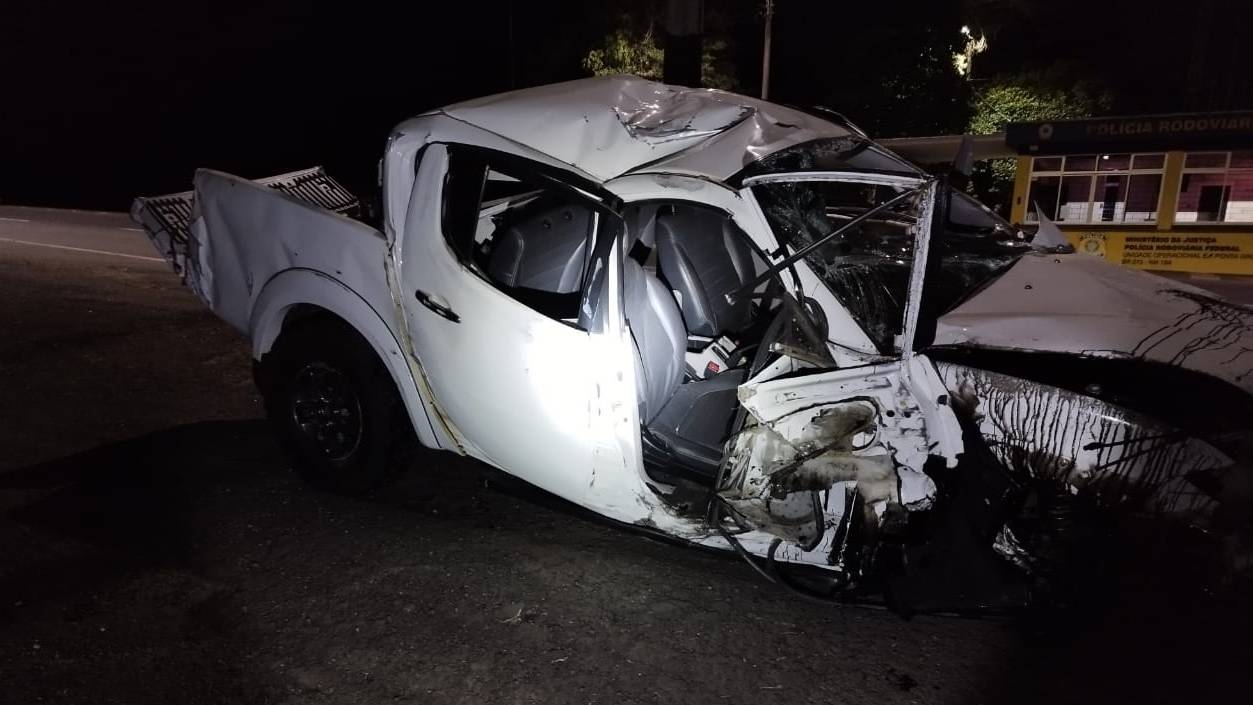 Condutor morre após veículo capotar na BR-376 em Ponta Grossa