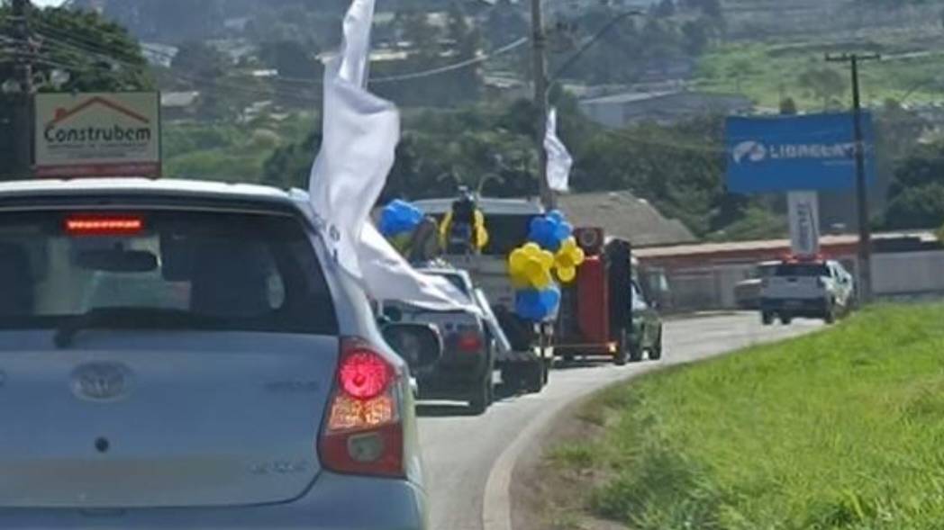 Carreata divulga a campanha do dia dos pais por vias da Rota Sul