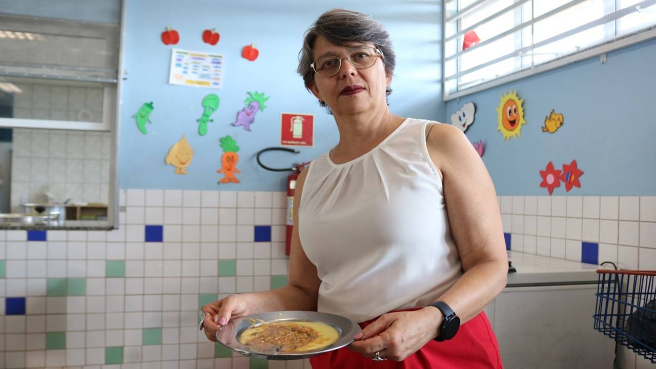 Professora Liliam pede mais qualidade para a merenda escolar