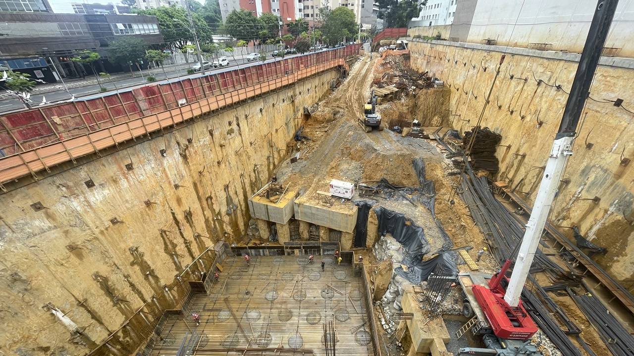 Setor da construção civil representa 9,7% dos empregos gerados no Paraná em 2023