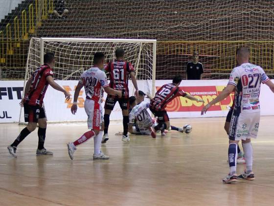 Cascavel Futsal é goleado por Campo Mourão no Campeonato Paranaense Série Ouro
