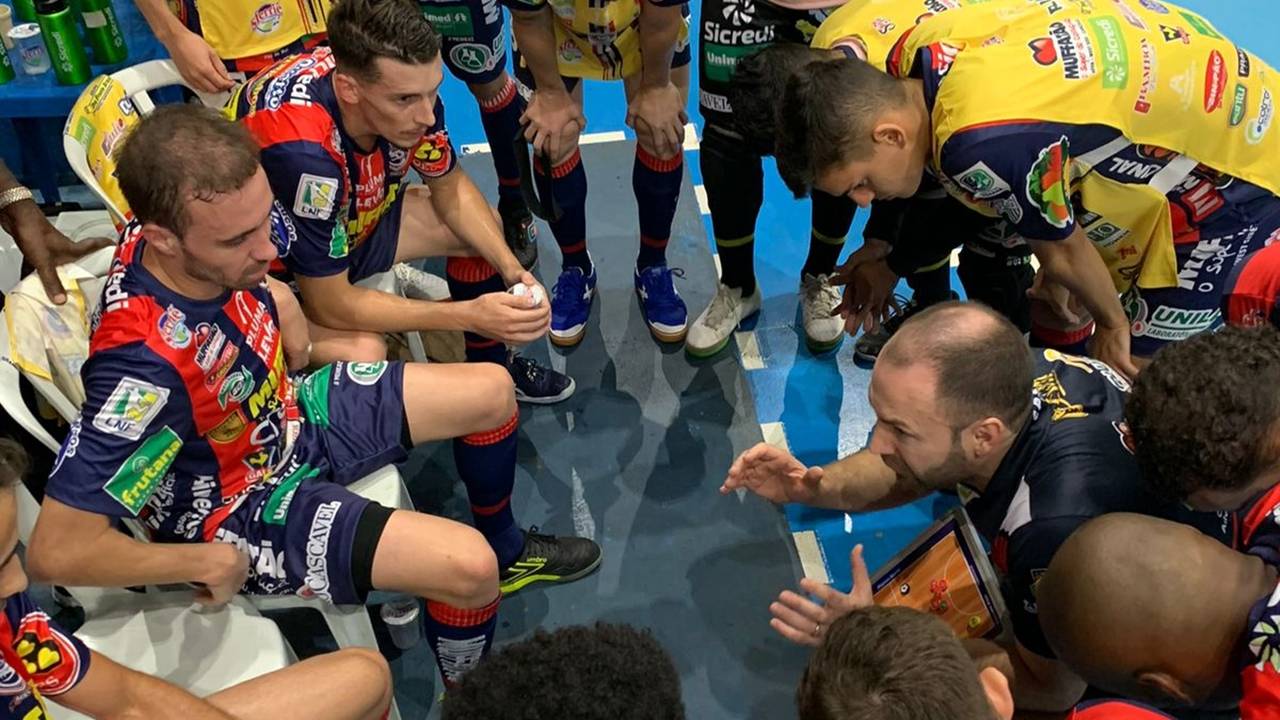 A poucos dias da estreia oficial, Cascavel Futsal entra na reta final de preparação